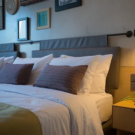 Indigo By Ihg-adults Only 4*