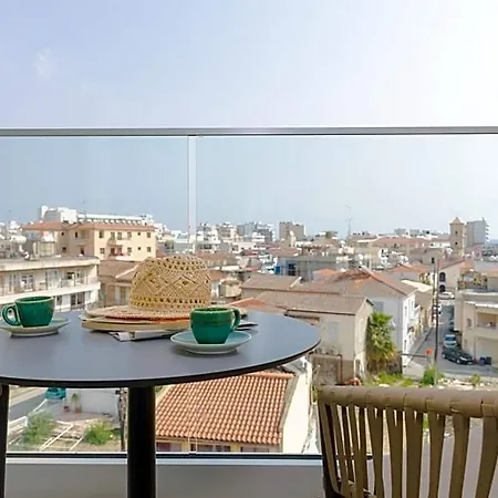 Indigo By Ihg-adults Only 4* Larnaka