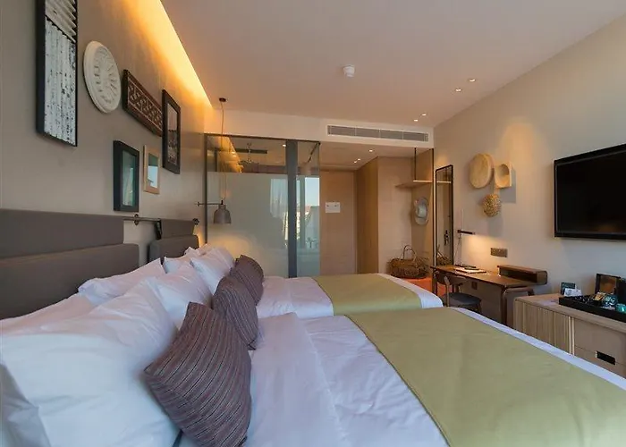 Ξενοδοχείο Indigo By Ihg-adults Only Λάρνακα